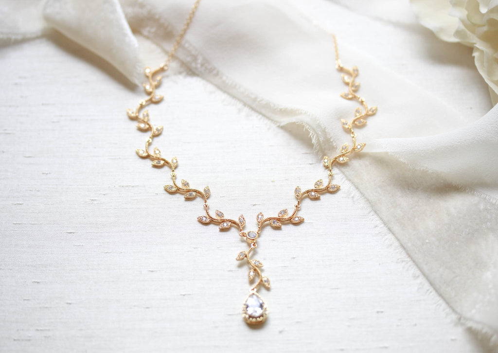 Rose gold dainty leaf Bridal necklace - RYLIE - Treasures by Agnes