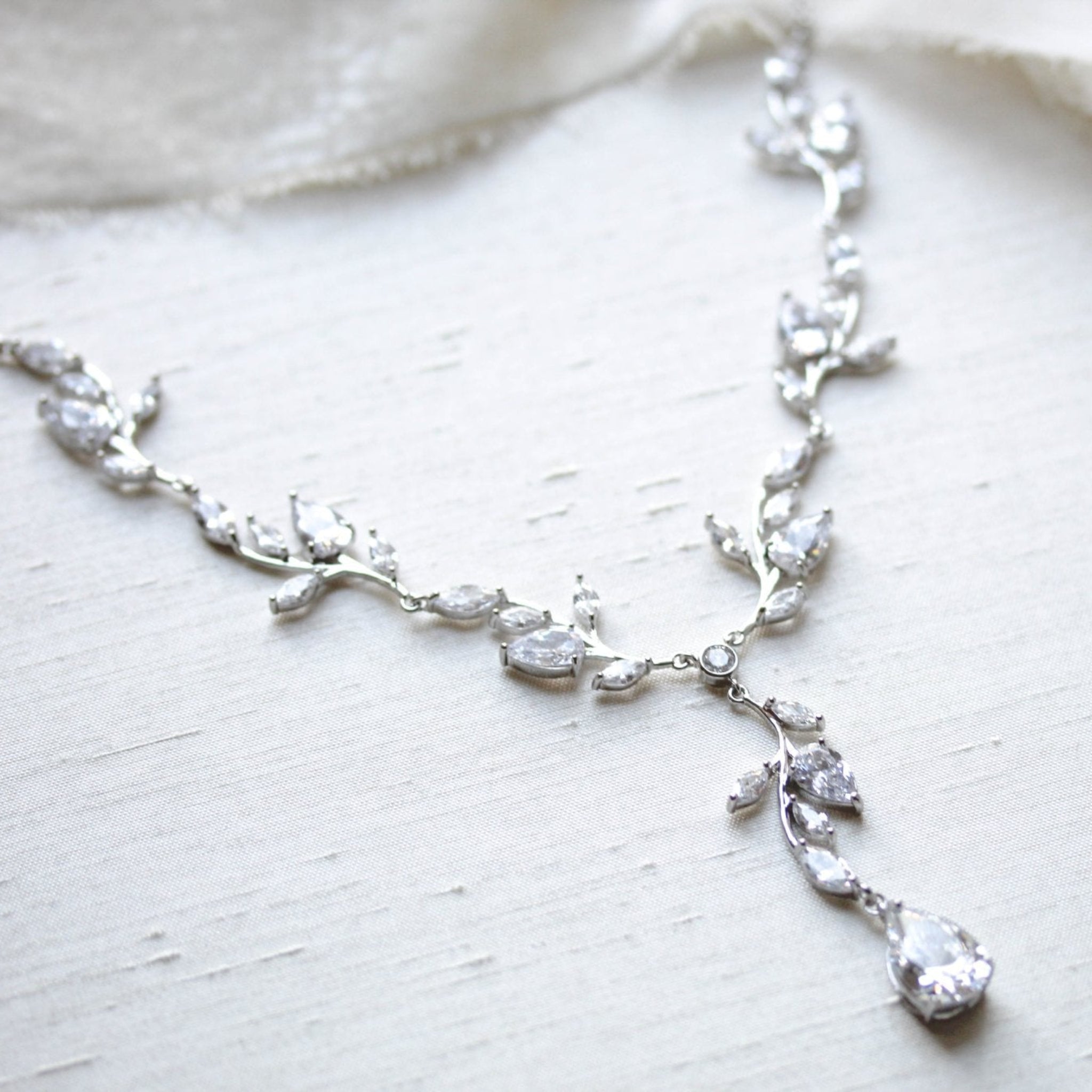 Rose gold vine necklace for bride - APRILLE - Treasures by Agnes