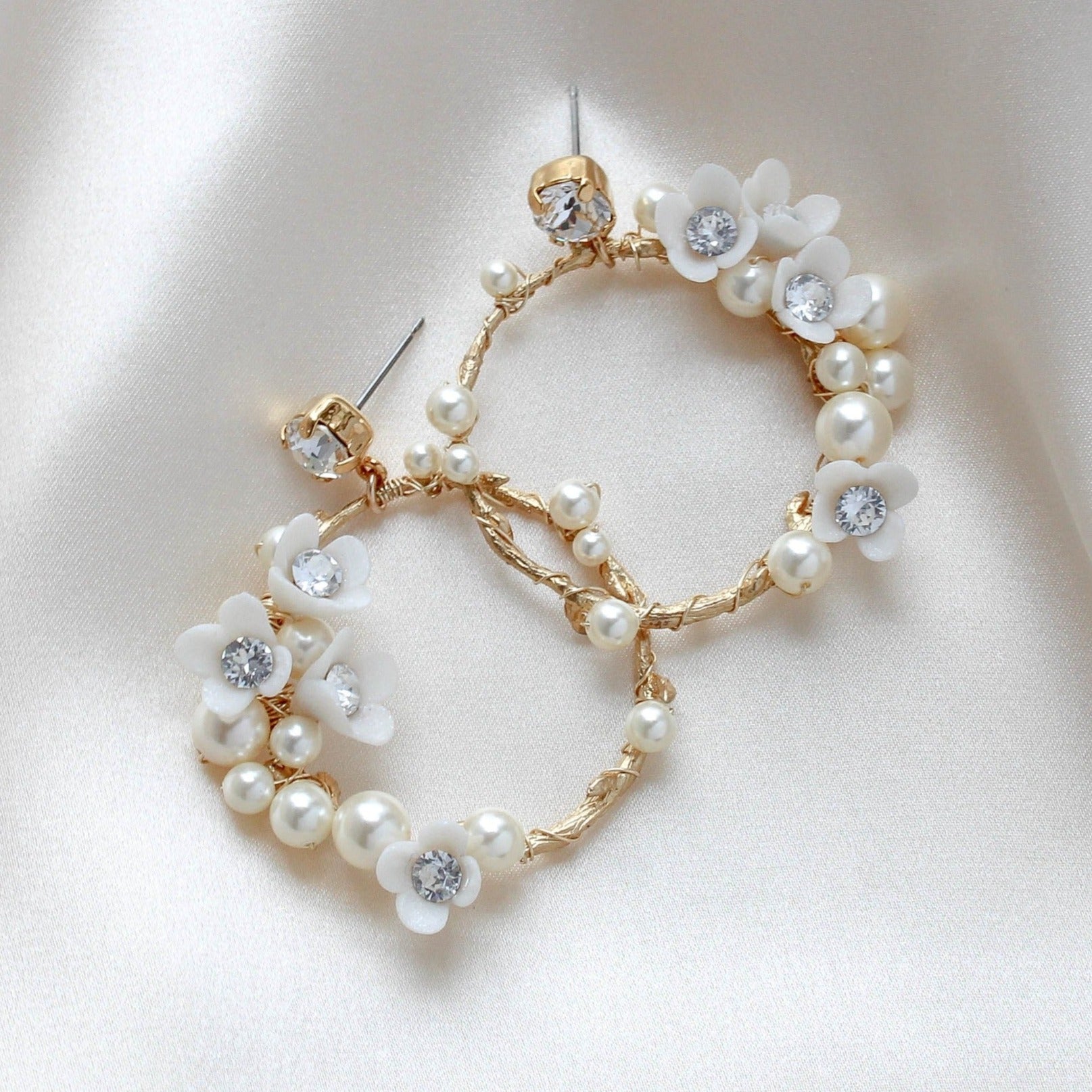 Round Floral hoop Bridal earrings with pearls and crystals - KARA - Treasures by Agnes