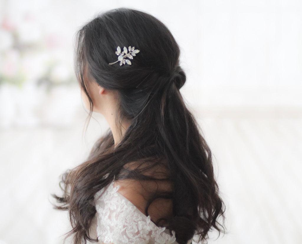 Simple crystal Bridal hair comb with white opal - STEVIE - Treasures by Agnes