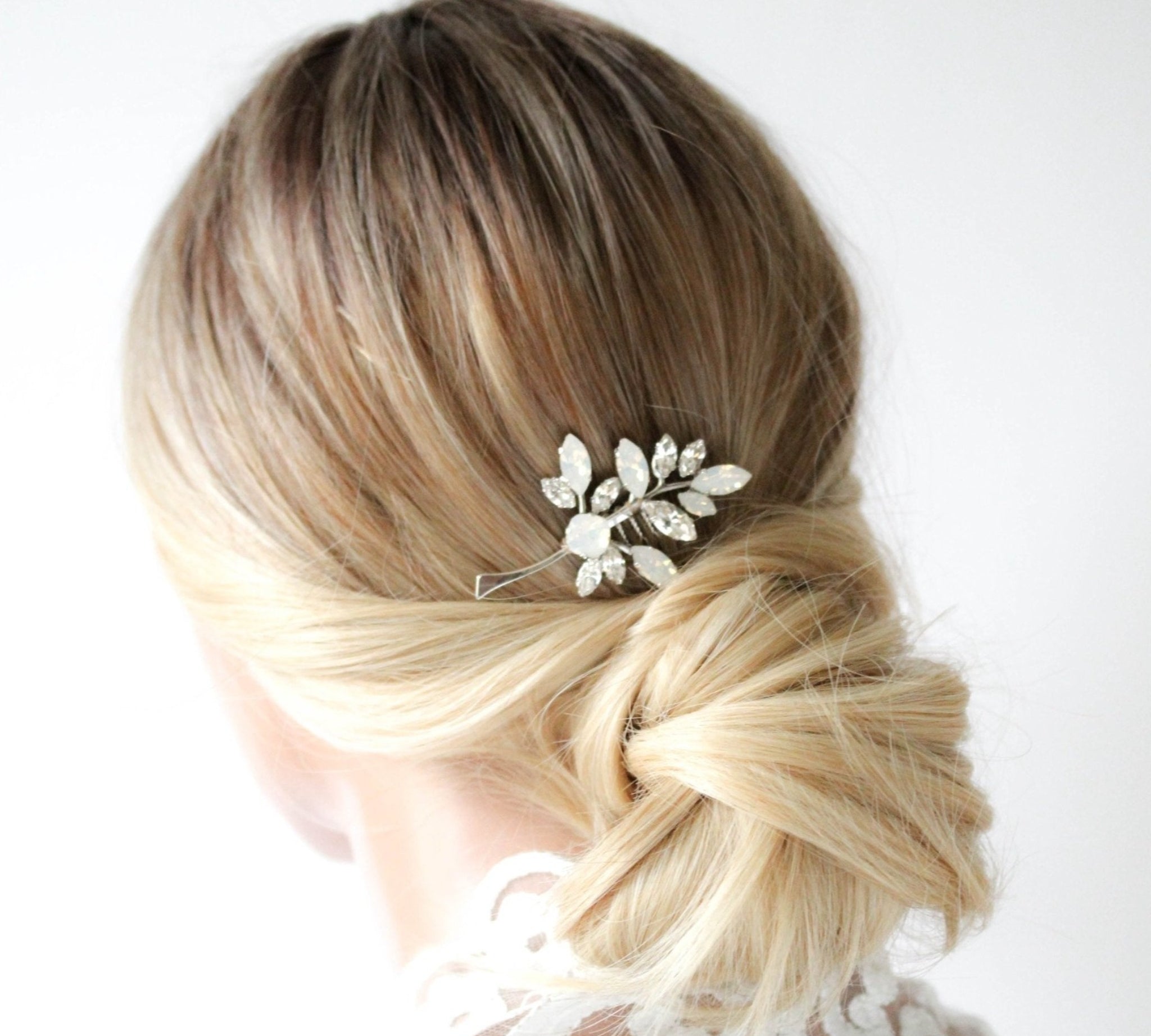 Simple crystal Bridal hair comb with white opal - STEVIE - Treasures by Agnes