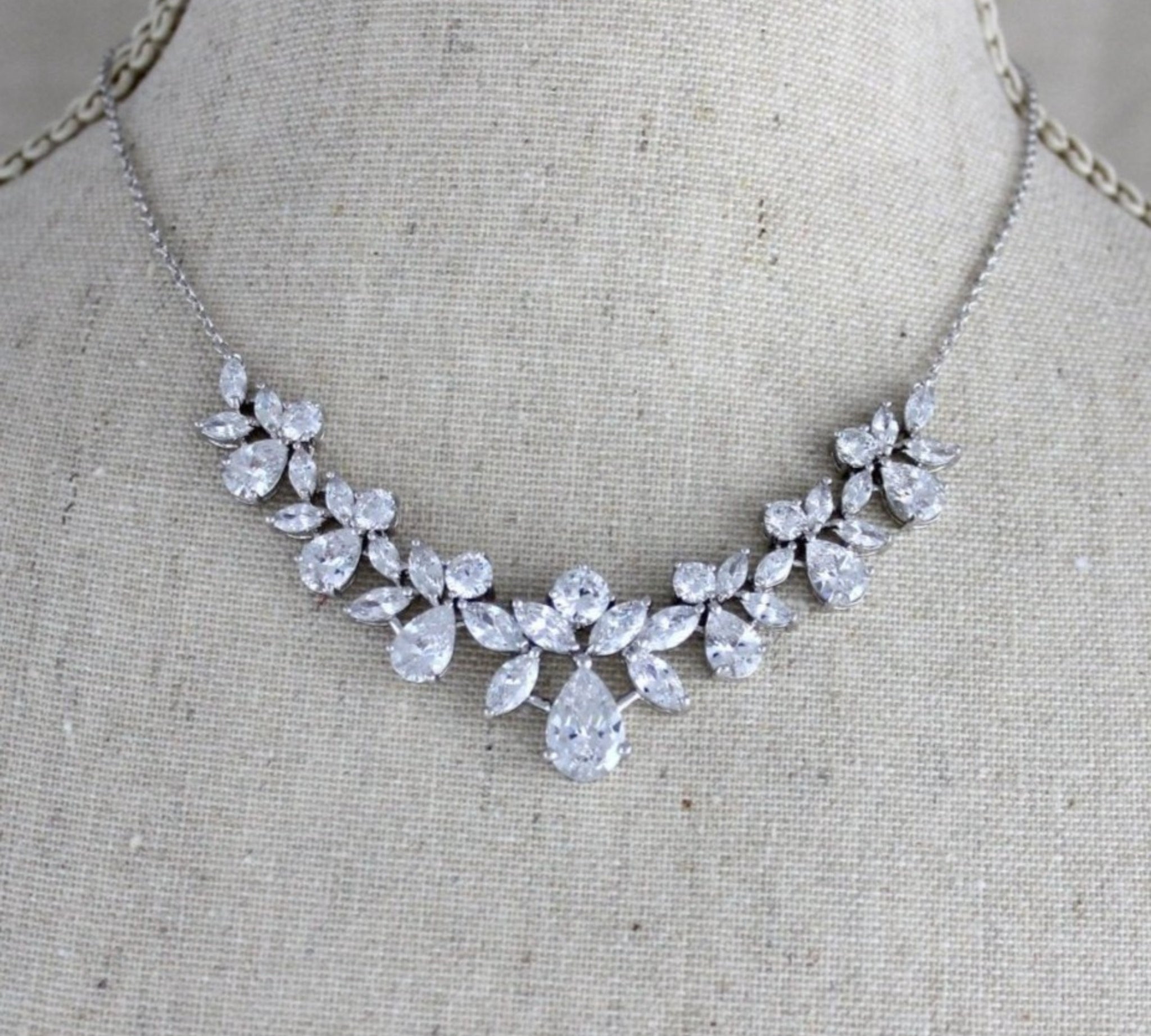 Simple crystal cluster Bridal necklace and earring set - AUBREE - Treasures by Agnes