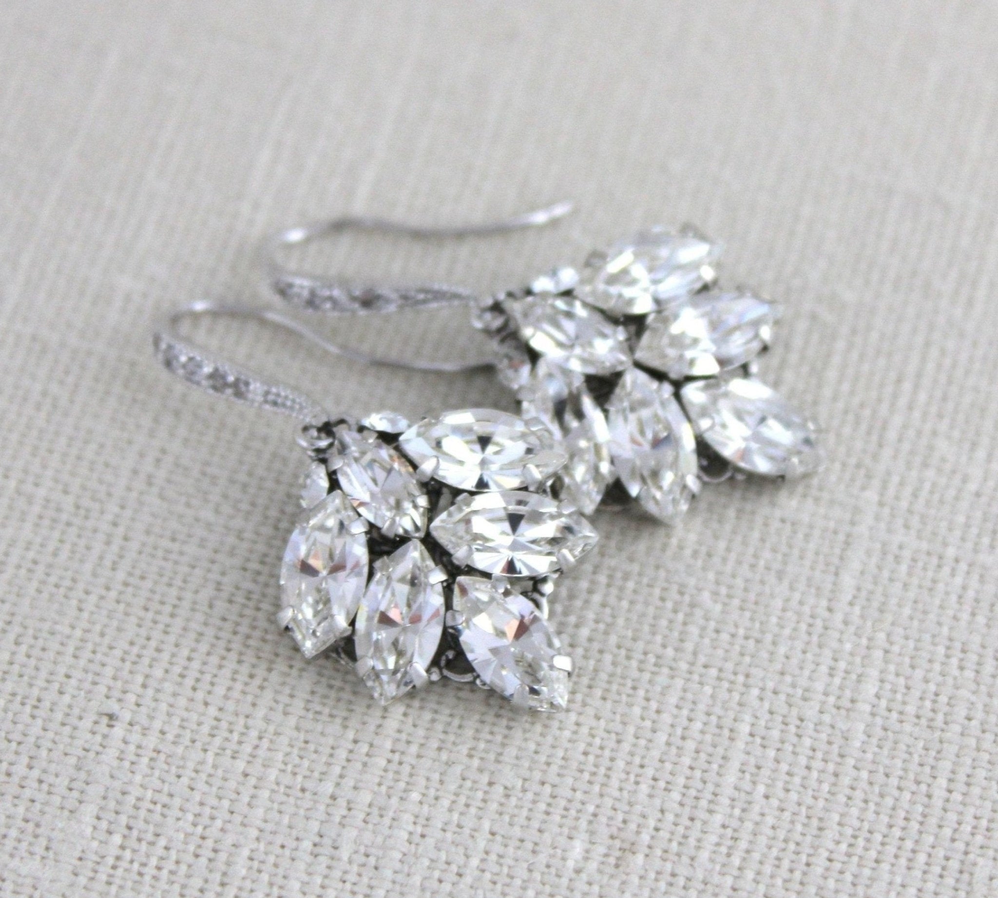 Simple Dangle Bridal earrings - PHOEBE - Treasures by Agnes