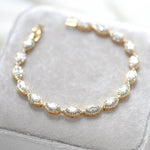 Simple gold bridal Bracelet - SCARLETT - Treasures by Agnes