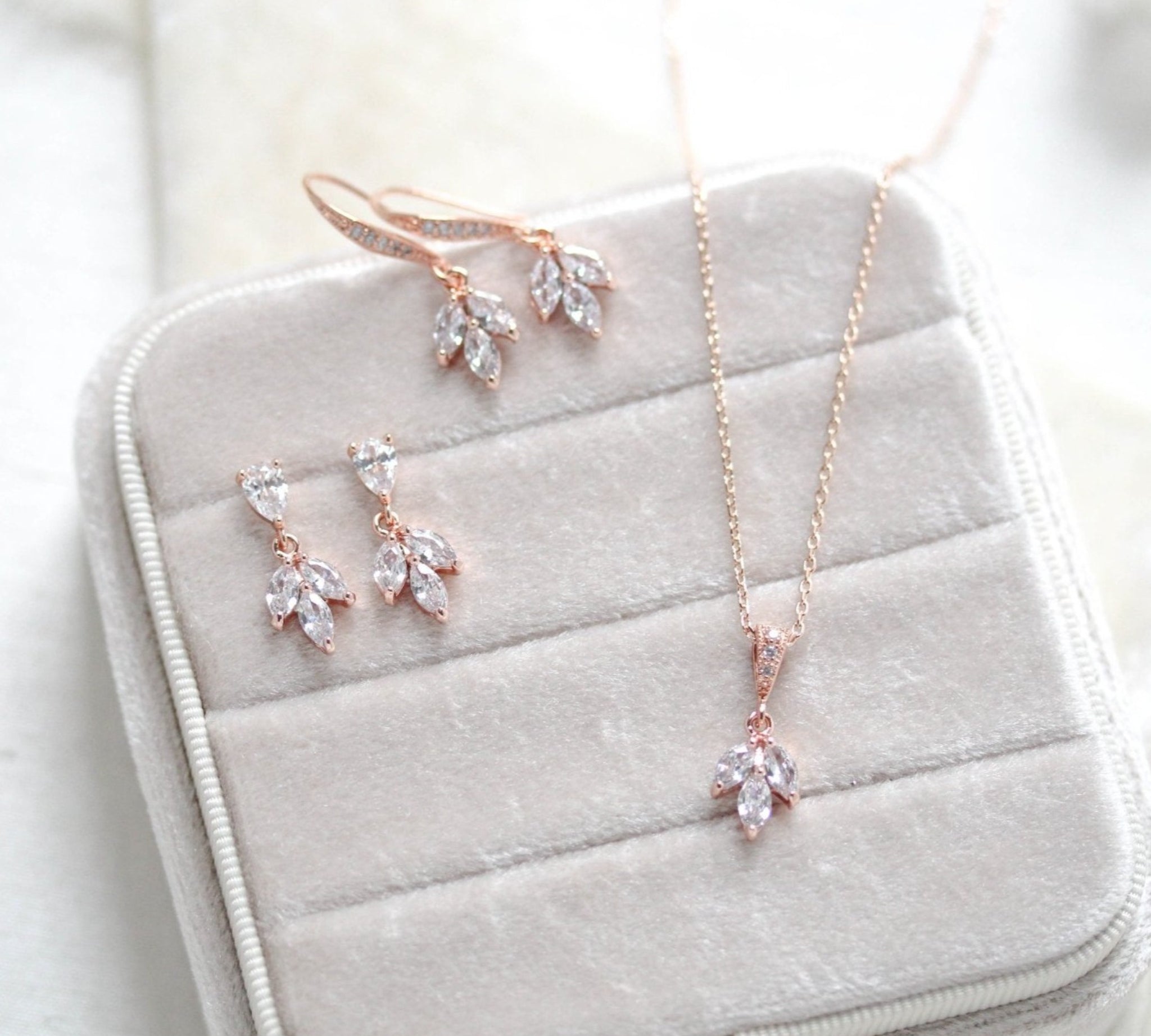 Simple rose gold bridal necklace and earrings set - LAUREN - Treasures by Agnes