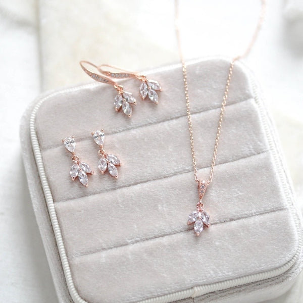 Simple rose gold bridal necklace and earrings set - LAUREN - Treasures by Agnes