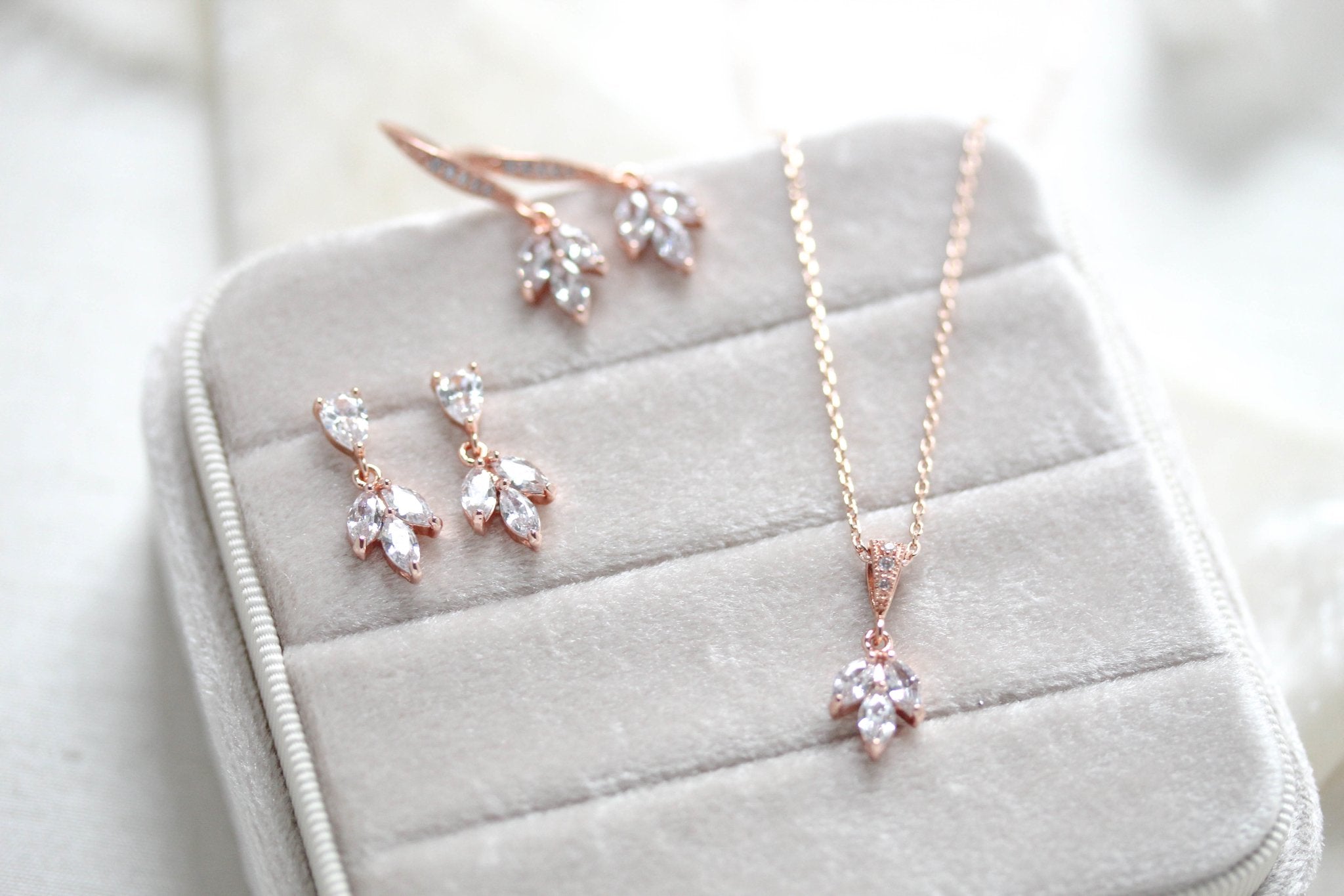 Simple rose gold bridal necklace and earrings set - LAUREN - Treasures by Agnes