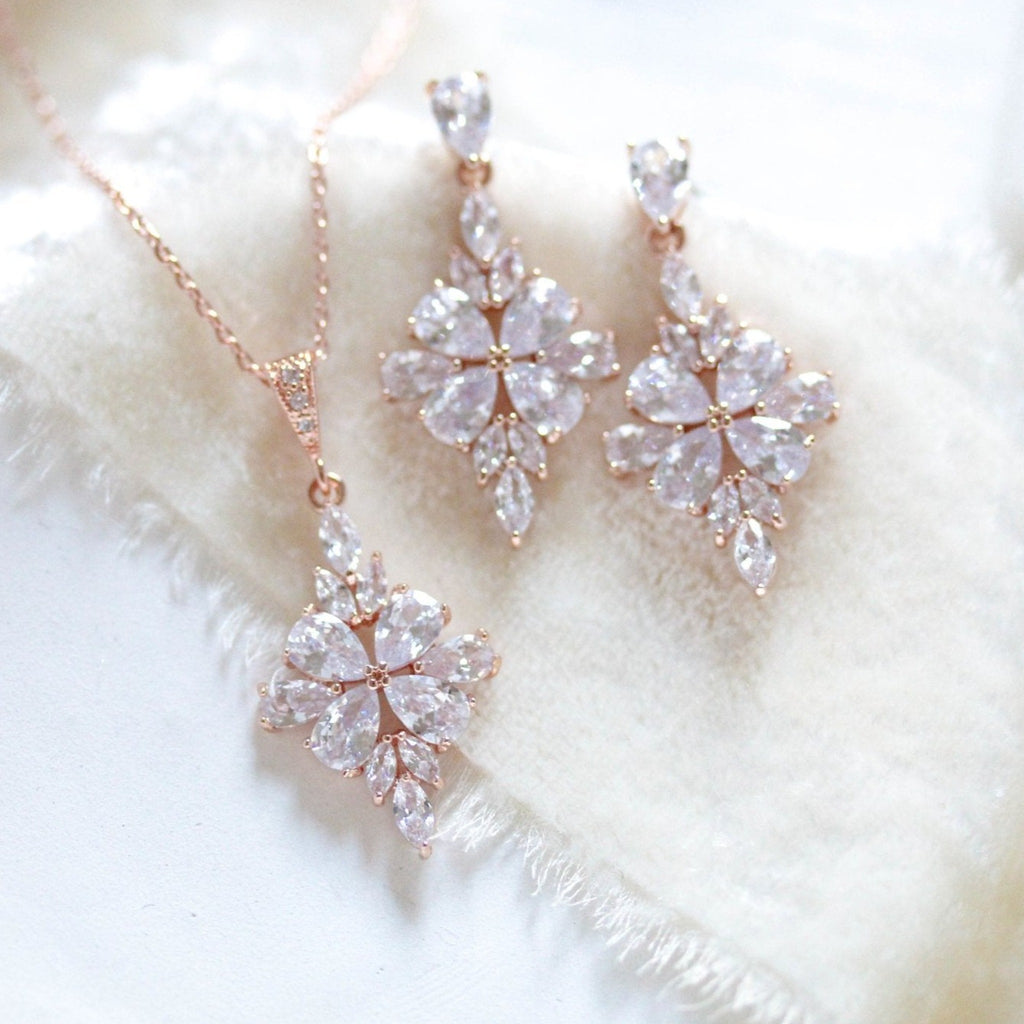 Simple rose gold bridal or bridesmaid jewelry set - SUMMER - Treasures by Agnes