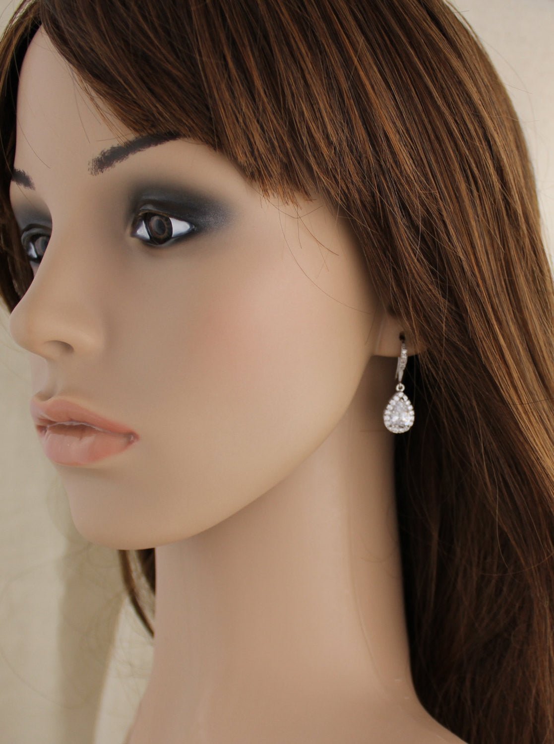 Simple rose gold crystal drop bridal earrings - NORAH - Treasures by Agnes