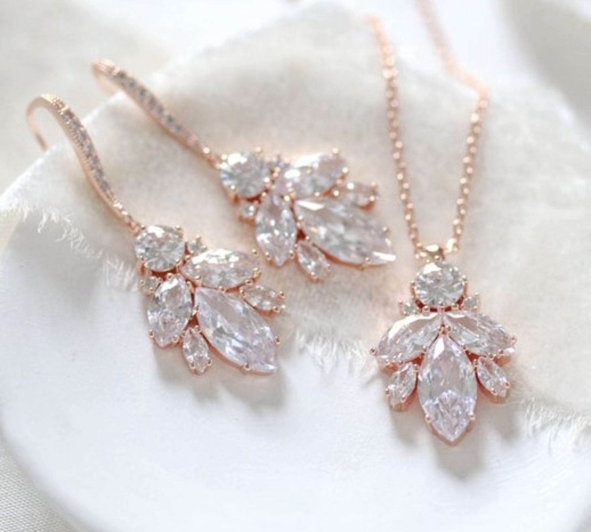 Simple Rose gold Wedding jewelry set - CORA - Treasures by Agnes