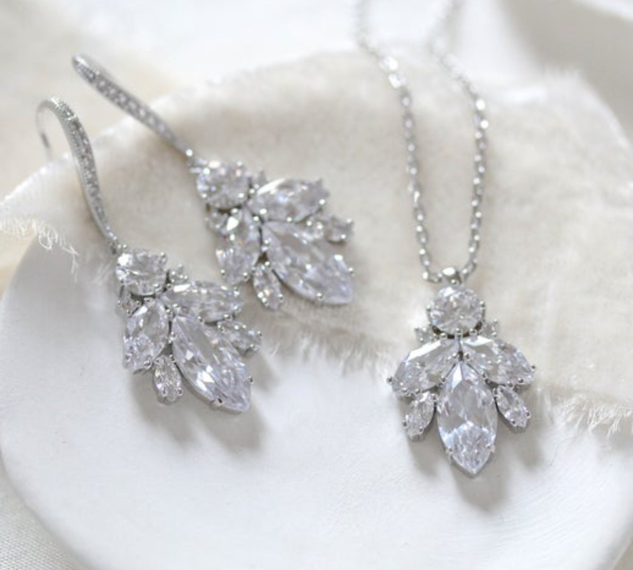 Simple Rose gold Wedding jewelry set - CORA - Treasures by Agnes