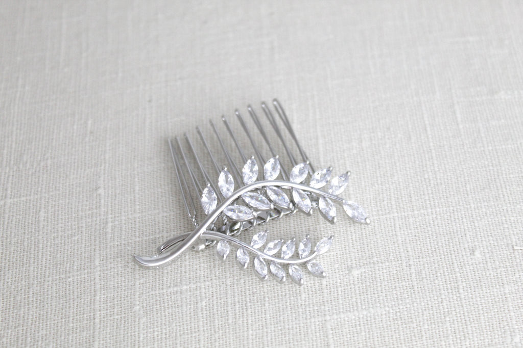 Small rose gold Bridal hair comb - APRILLE - Treasures by Agnes