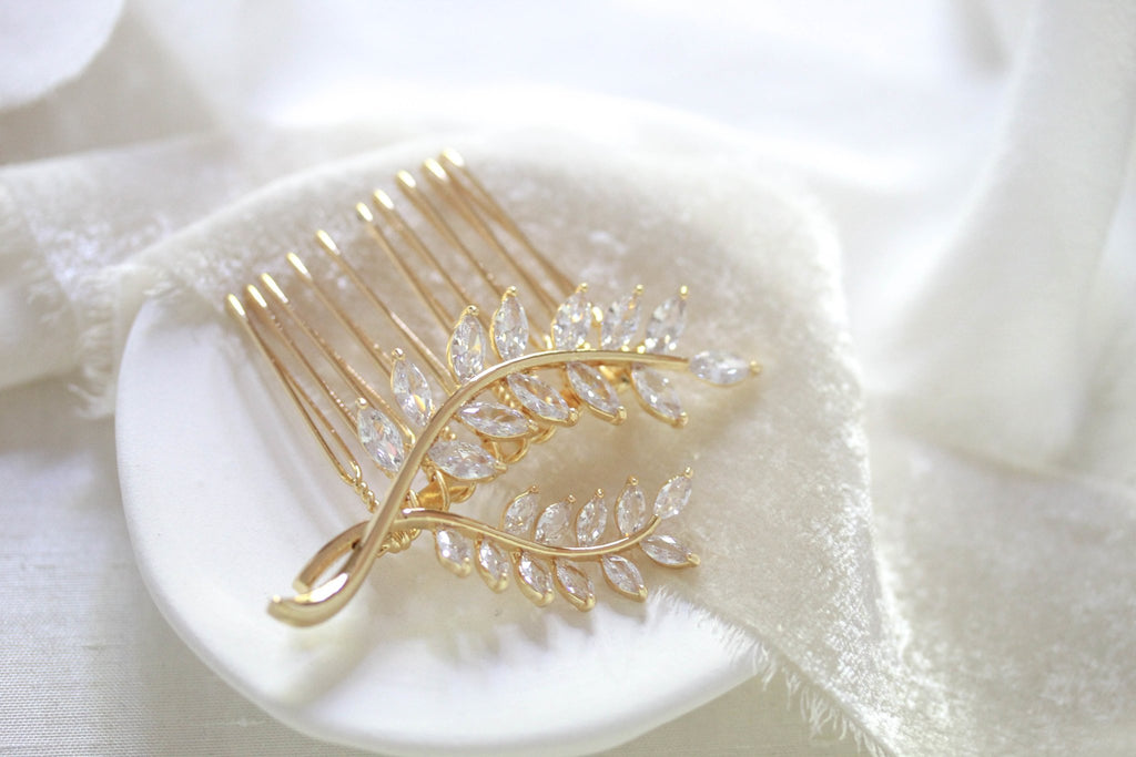 Small rose gold Bridal hair comb - APRILLE - Treasures by Agnes