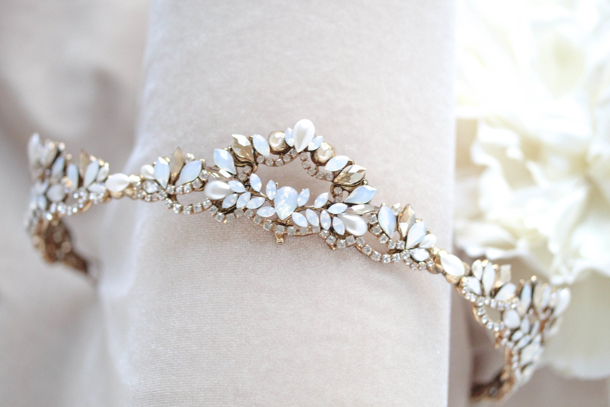Vintage inspired Bridal tiara - TESSA - Treasures by Agnes