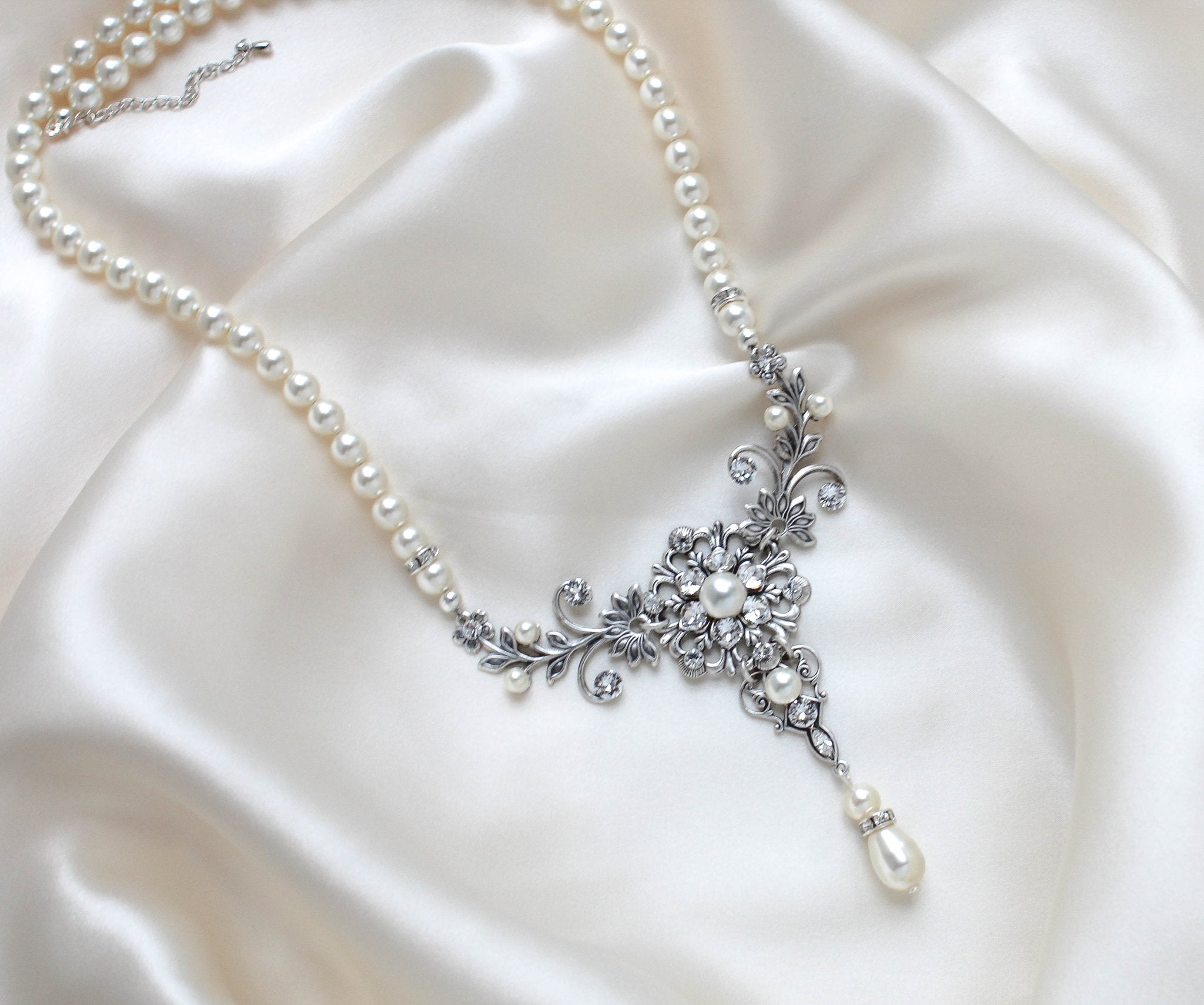 Vintage style antique silver pearl wedding necklace - Treasures by Agnes