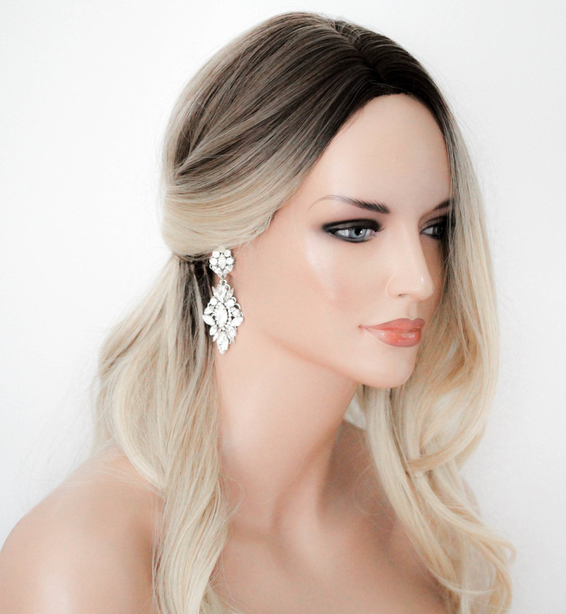 Vintage style Chandelier Wedding earrings with Austrian crystals - PENELOPE - Treasures by Agnes