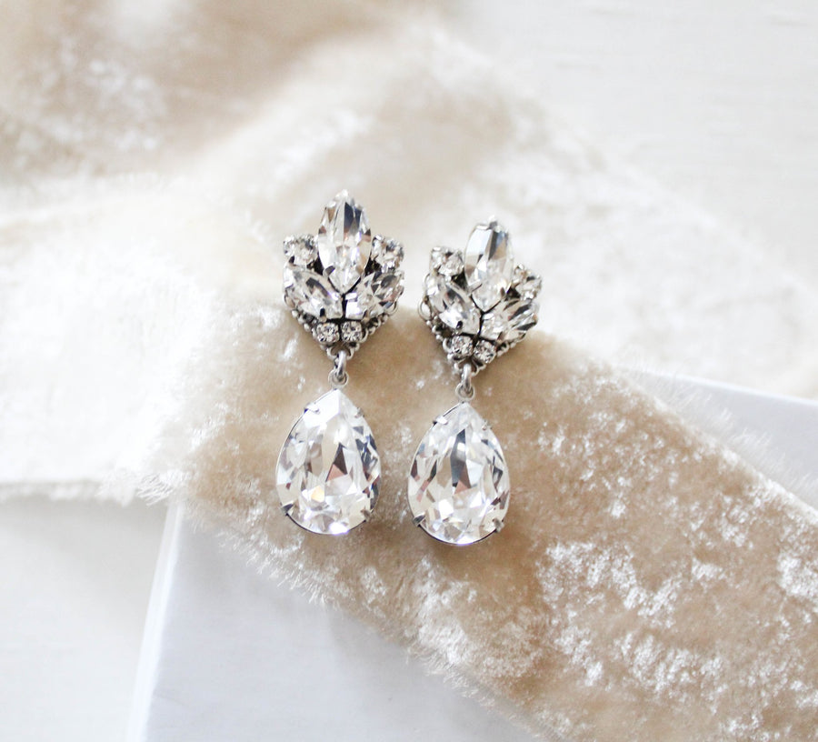 Vintage style teardrop stud Crystal earrings - DAPHNE - Treasures by Agnes