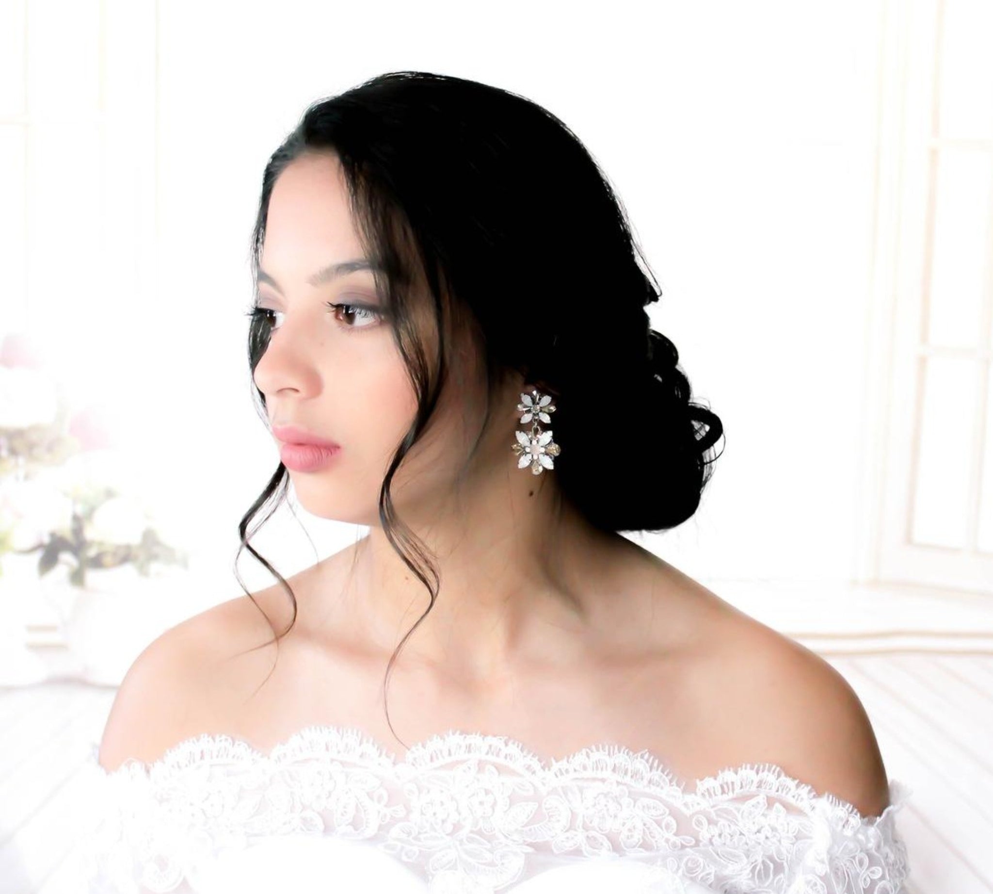 Vintage style White opal crystal Bridal earrings - BERTA - Treasures by Agnes