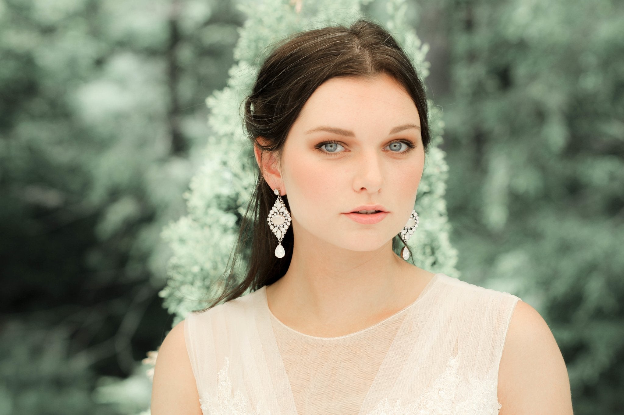 White opal and ivory cream vintage style crystal bridal earrings- MONIQUE - Treasures by Agnes