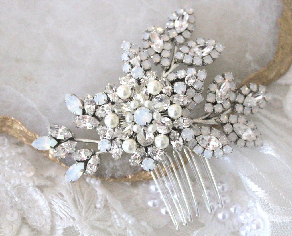 White opal bridal hair comb - PATRICIA - Treasures by Agnes